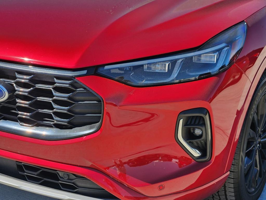 used 2023 Ford Escape car, priced at $25,384