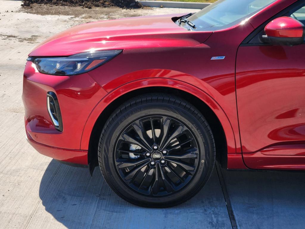 used 2023 Ford Escape car, priced at $25,384