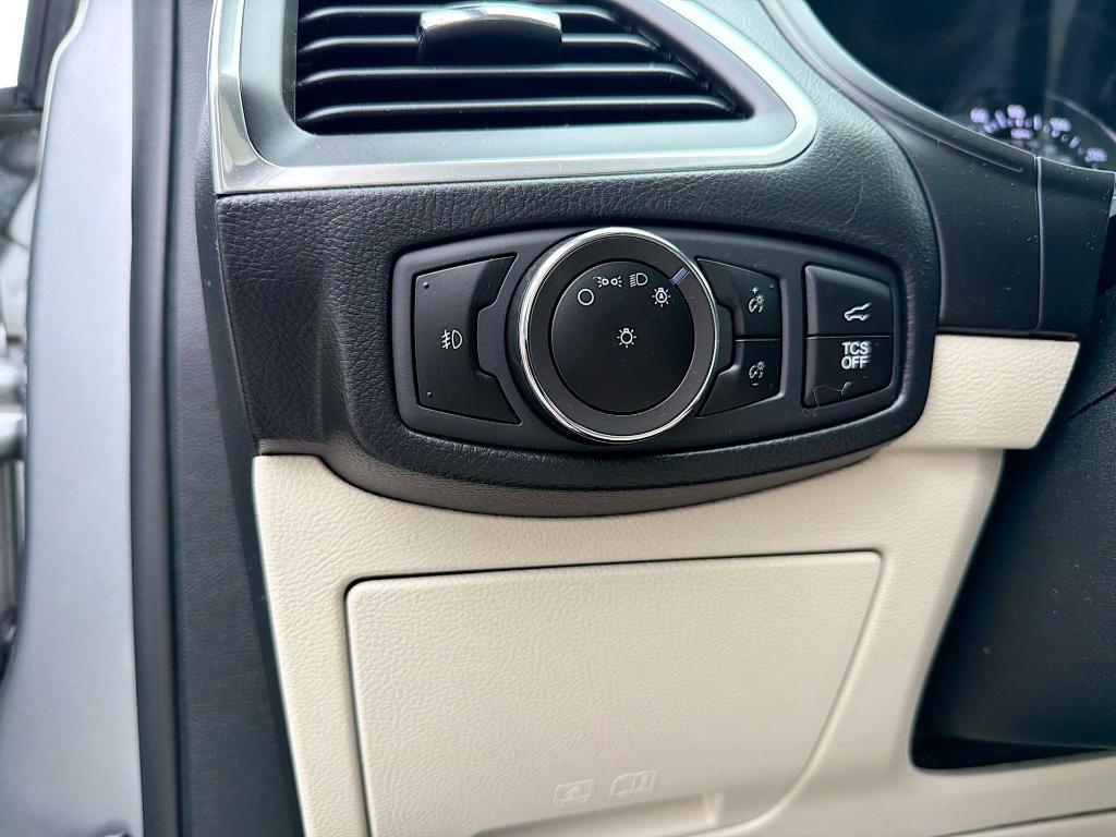 used 2023 Ford Edge car, priced at $27,663