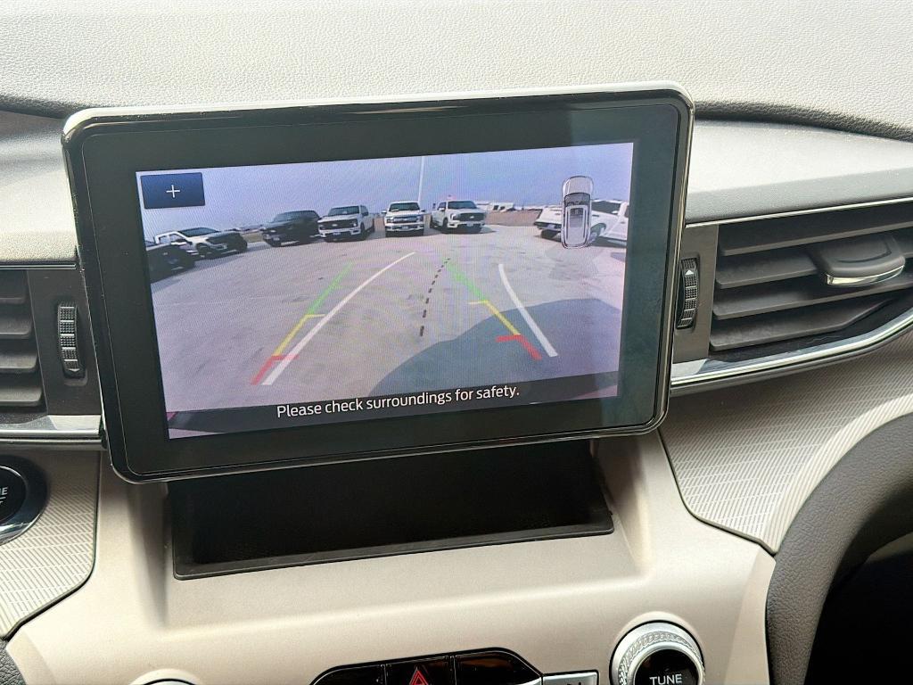 used 2023 Ford Explorer car, priced at $28,201