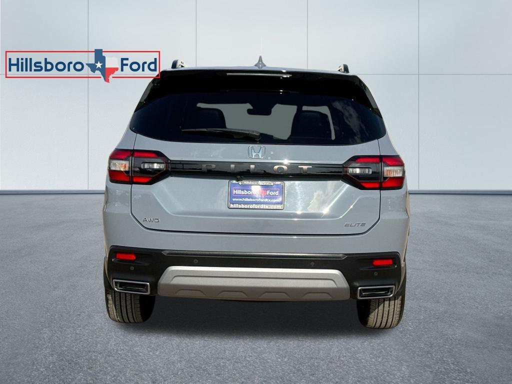 used 2023 Honda Pilot car, priced at $38,045