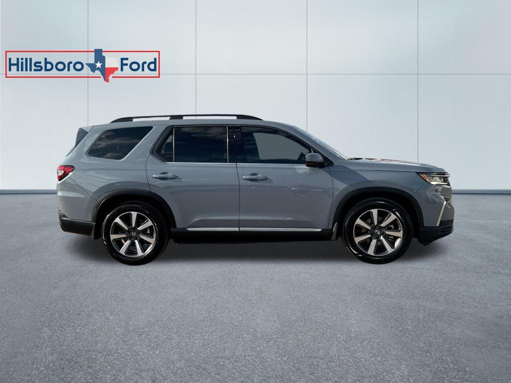 used 2023 Honda Pilot car, priced at $38,045