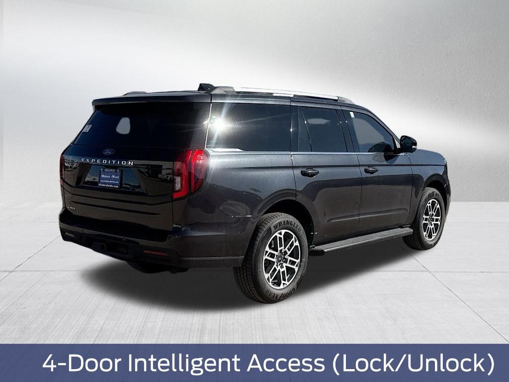 new 2026 Ford Expedition car, priced at $66,388