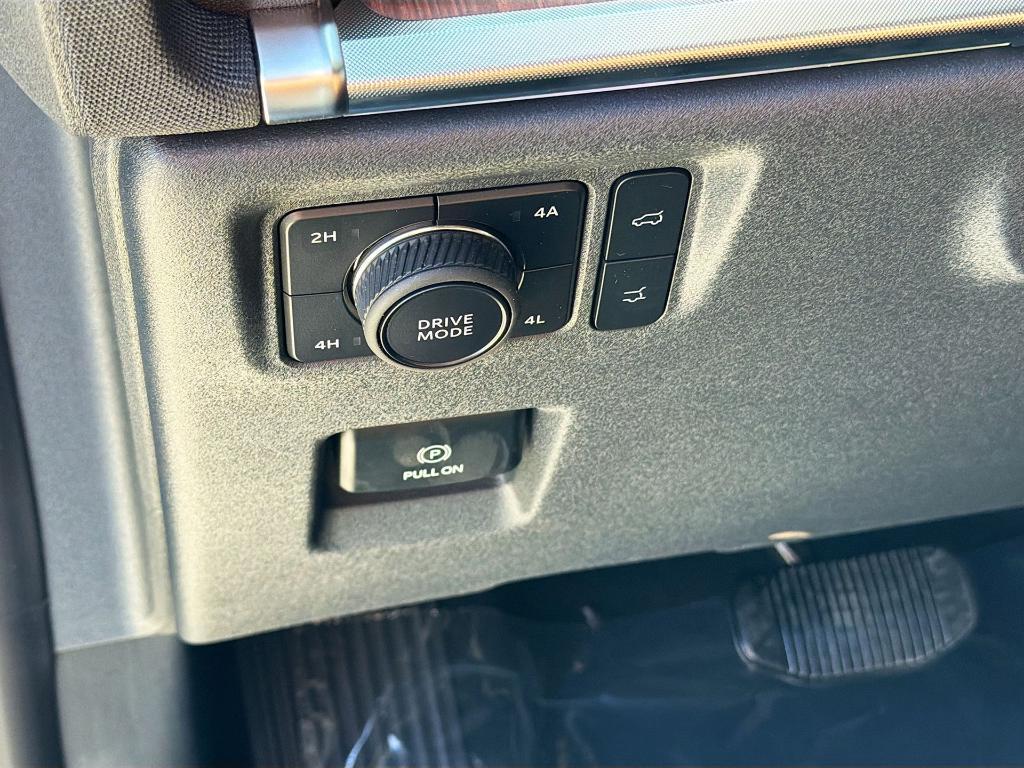 new 2026 Ford Expedition car, priced at $85,310