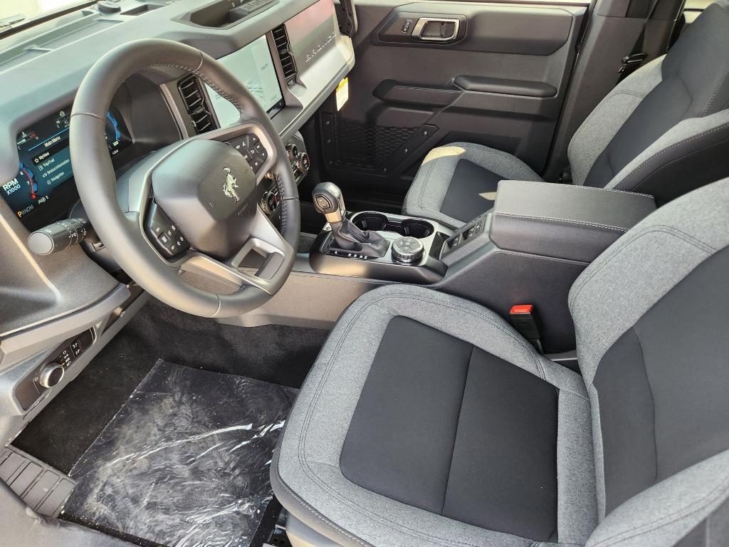 new 2025 Ford Bronco car, priced at $39,172