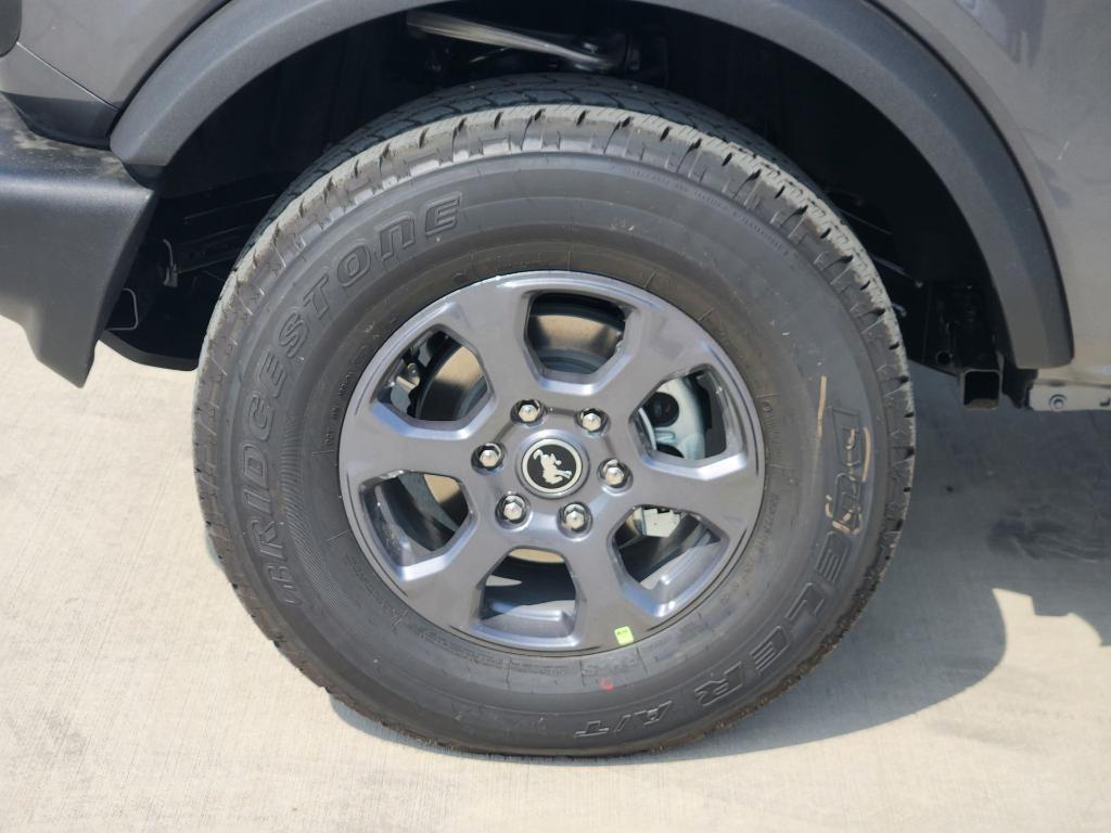 new 2025 Ford Bronco car, priced at $39,172