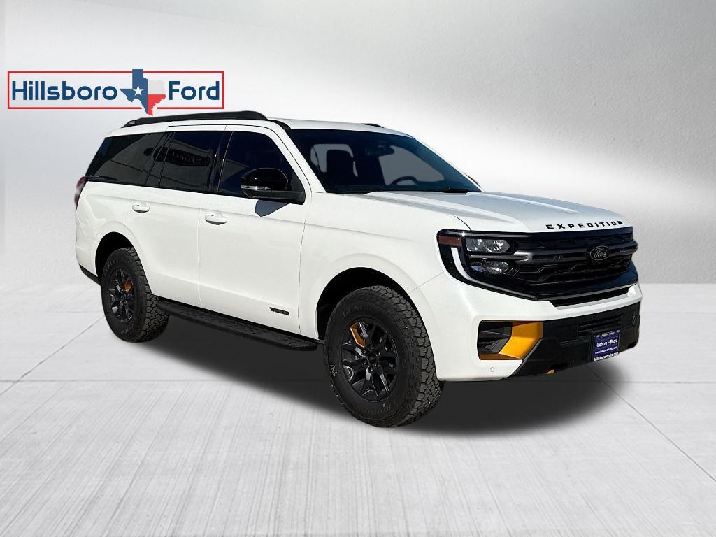 new 2025 Ford Expedition car, priced at $79,309