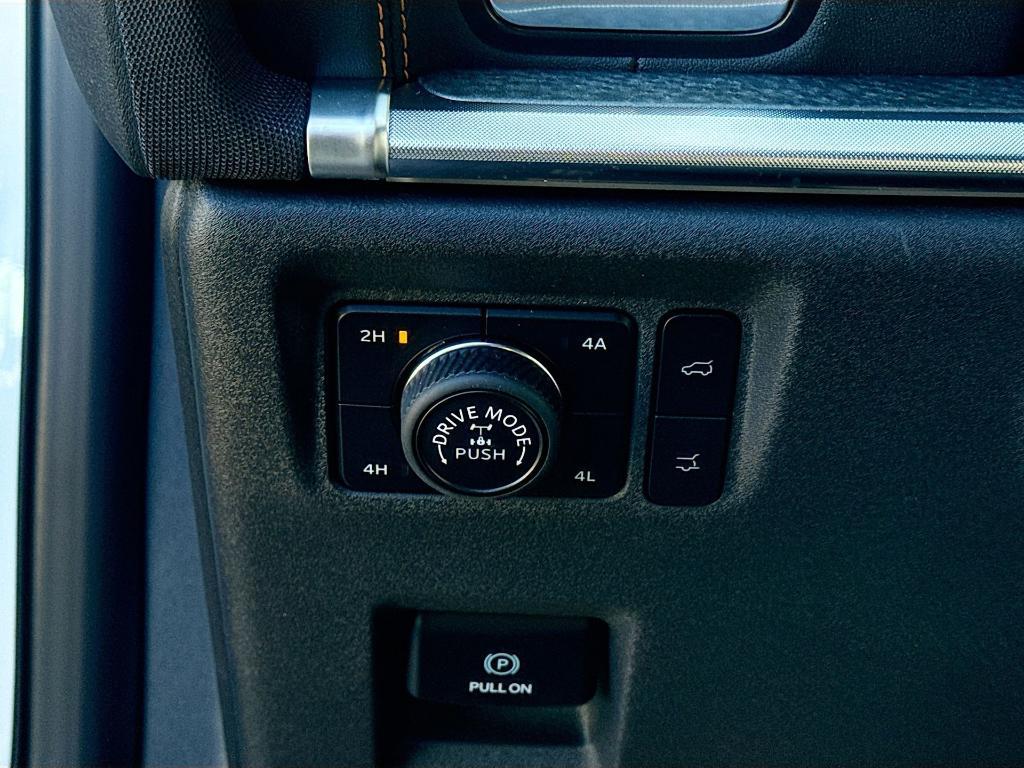 new 2025 Ford Expedition car, priced at $79,309