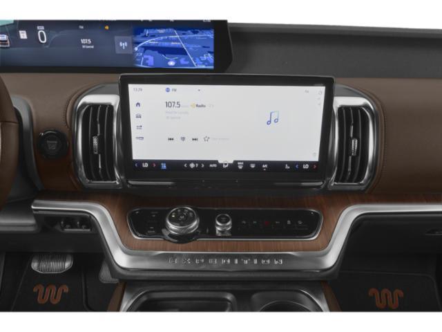 new 2025 Ford Expedition car, priced at $84,648