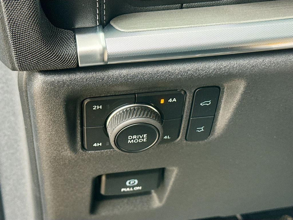 new 2025 Ford Expedition car, priced at $76,538