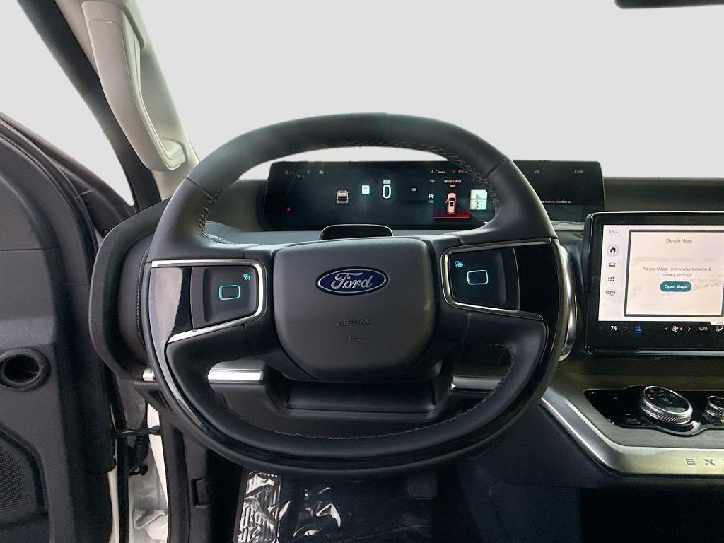 new 2025 Ford Expedition car, priced at $76,546