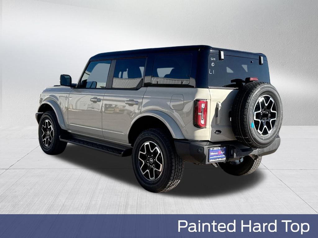 new 2025 Ford Bronco car, priced at $48,682