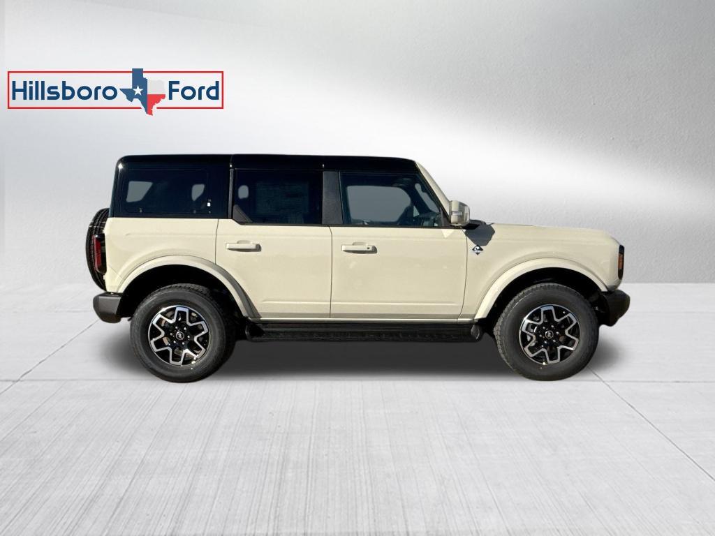 new 2025 Ford Bronco car, priced at $48,682