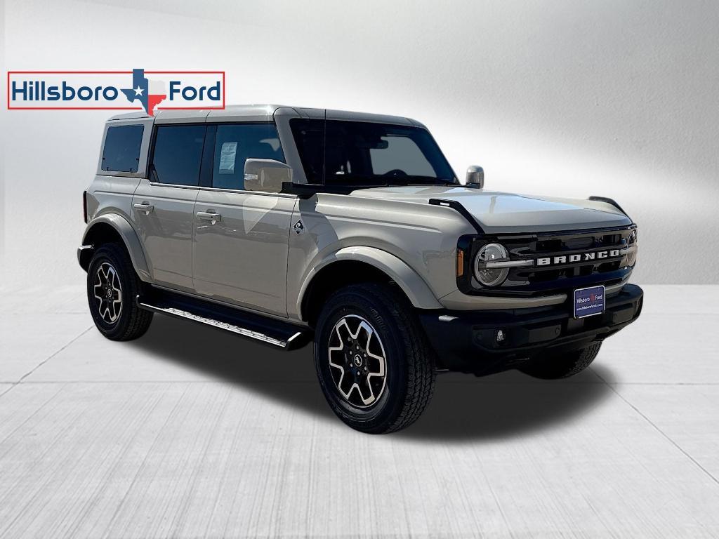 new 2025 Ford Bronco car, priced at $51,152