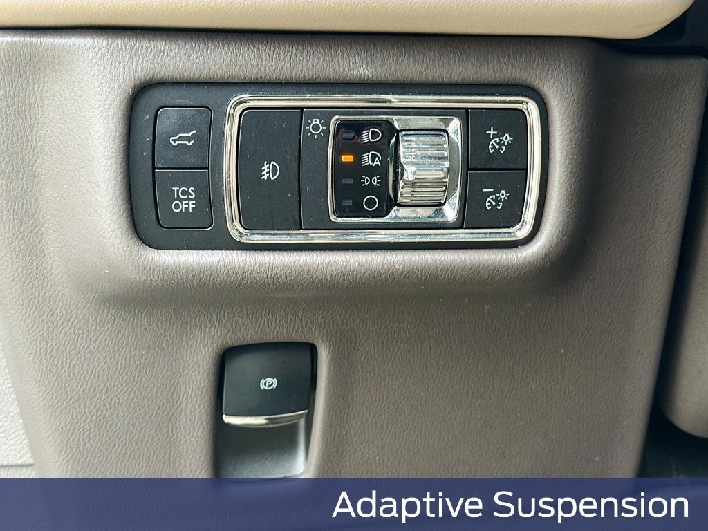 used 2023 Lincoln Nautilus car, priced at $40,738