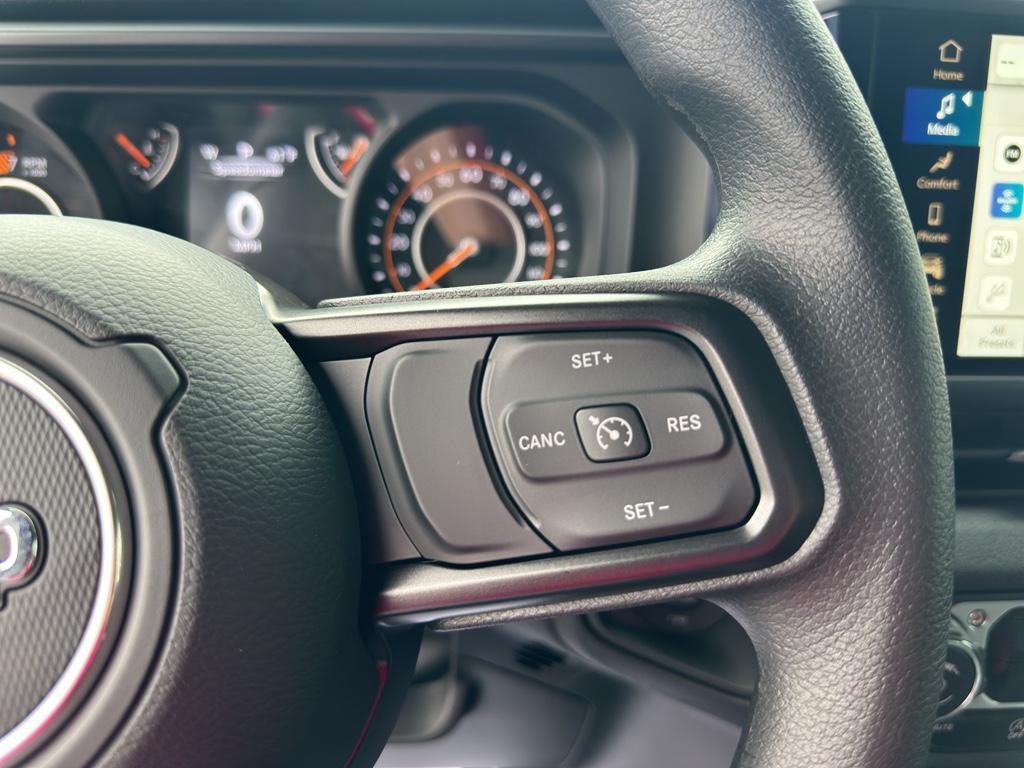 new 2025 Jeep Wrangler car, priced at $37,999