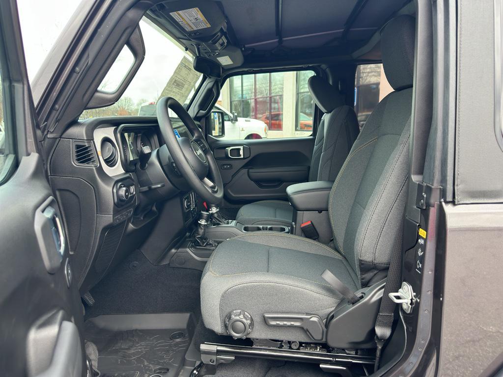 new 2025 Jeep Wrangler car, priced at $37,999