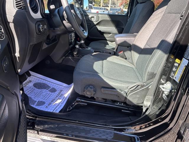 used 2024 Jeep Gladiator car, priced at $34,900