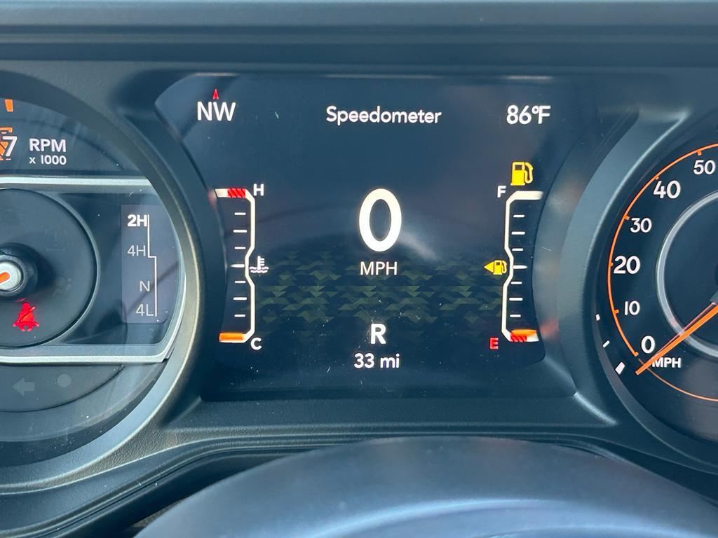 new 2025 Jeep Gladiator car, priced at $42,500