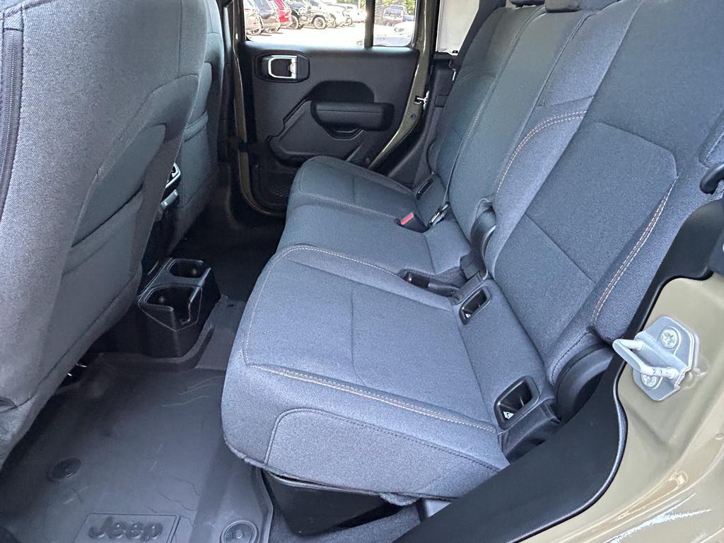 new 2025 Jeep Gladiator car, priced at $42,500