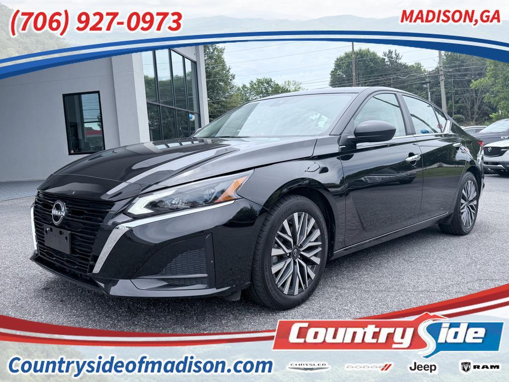 used 2025 Nissan Altima car, priced at $18,999