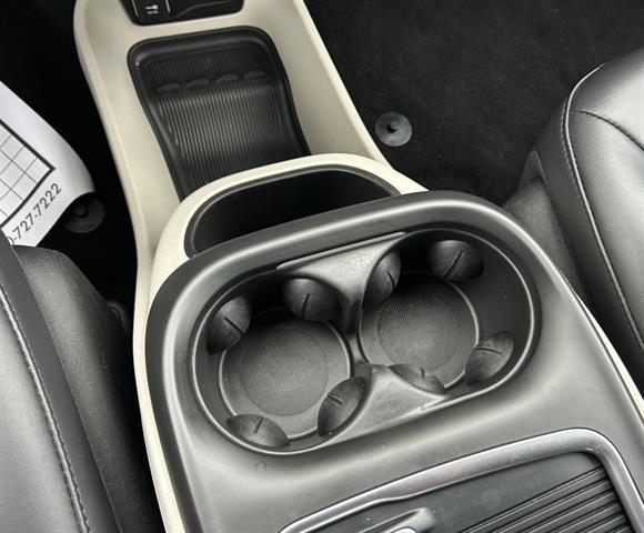 used 2024 Chrysler Pacifica car, priced at $26,800