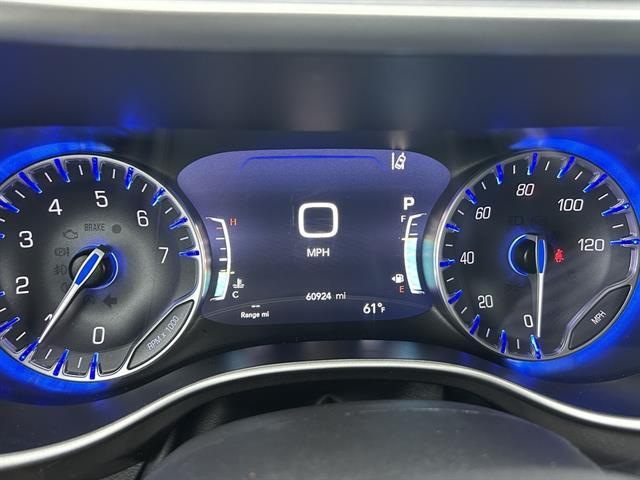 used 2024 Chrysler Pacifica car, priced at $26,800