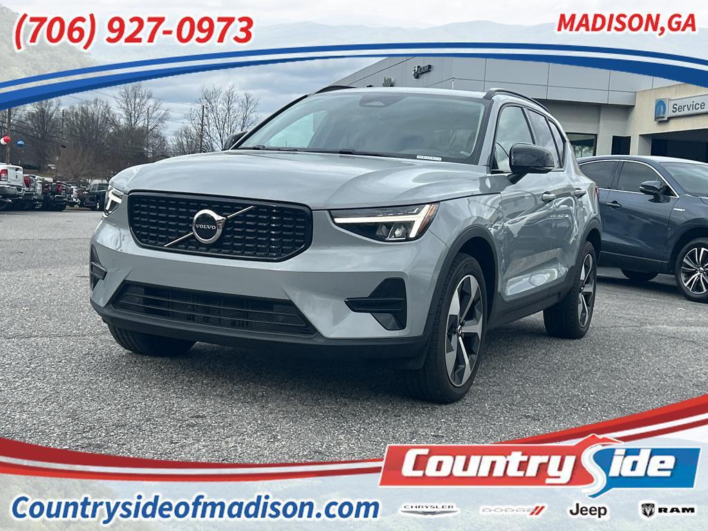 used 2024 Volvo XC40 car, priced at $23,999