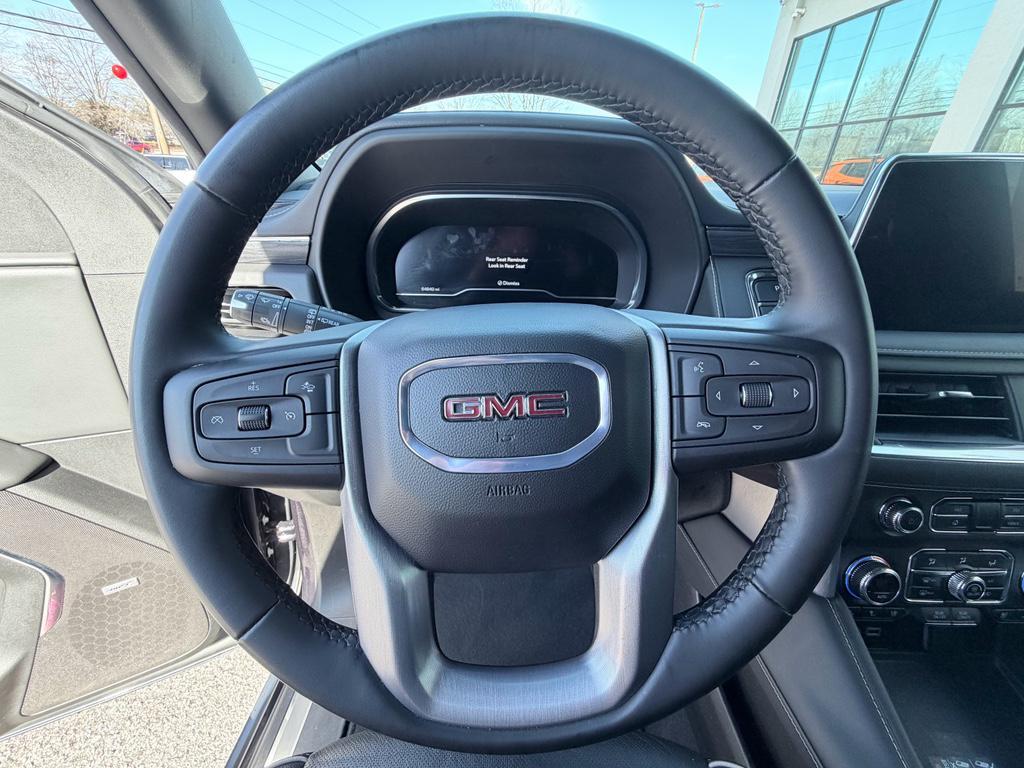 used 2024 GMC Yukon car, priced at $47,874