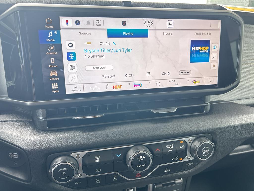 new 2025 Jeep Wrangler car, priced at $52,472