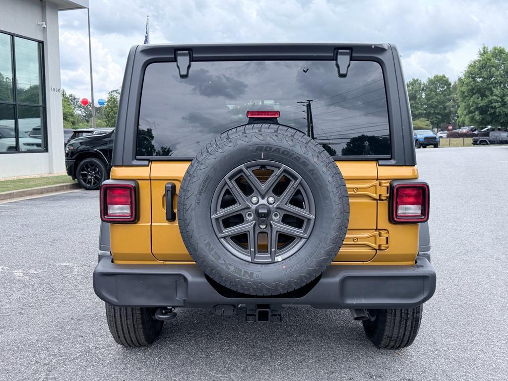 new 2026 Jeep Wrangler car, priced at $45,445