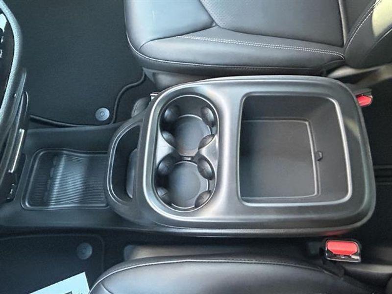 new 2026 Chrysler Pacifica car, priced at $38,038