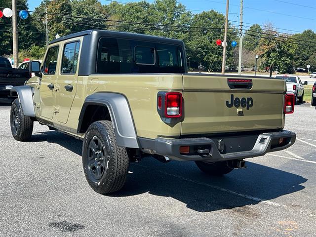 new 2025 Jeep Gladiator car, priced at $34,175