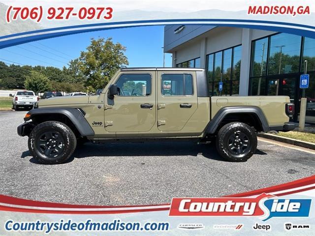 new 2025 Jeep Gladiator car, priced at $34,175