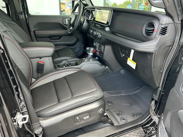 new 2025 Jeep Gladiator car, priced at $52,500