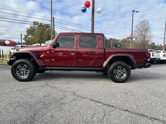 used 2022 Jeep Gladiator car, priced at $35,999