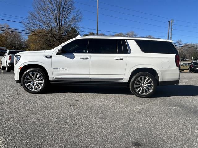 used 2021 GMC Yukon XL car, priced at $39,997