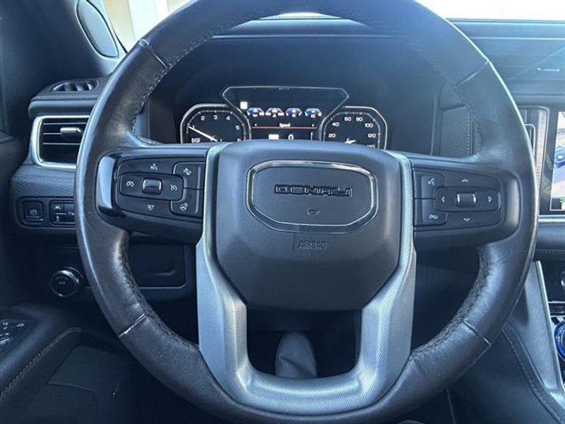 used 2021 GMC Yukon XL car, priced at $41,700