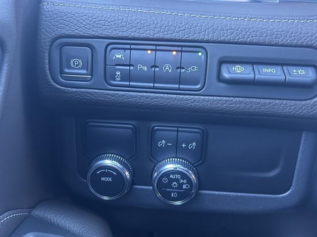 used 2021 GMC Yukon XL car, priced at $39,997