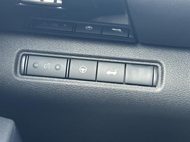 used 2025 Nissan Pathfinder car, priced at $27,800