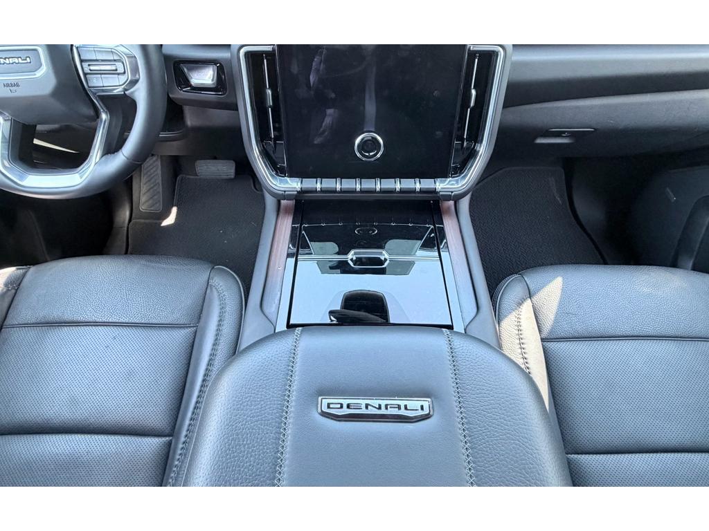 used 2025 GMC Yukon XL car, priced at $66,784