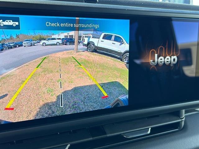 new 2025 Jeep Gladiator car, priced at $54,500