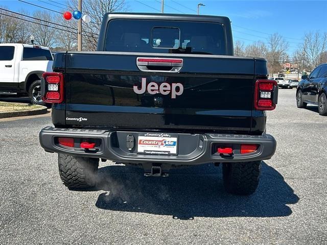 new 2025 Jeep Gladiator car, priced at $54,500
