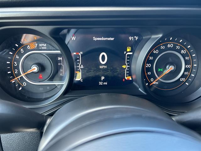 new 2025 Jeep Wrangler car, priced at $48,324