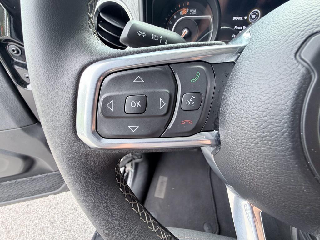 used 2025 Jeep Wrangler car, priced at $33,700