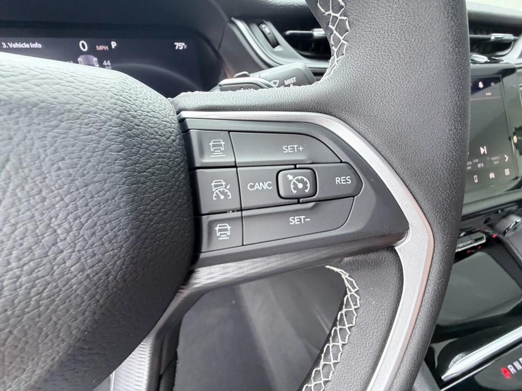 new 2026 Jeep Grand Cherokee car, priced at $37,498