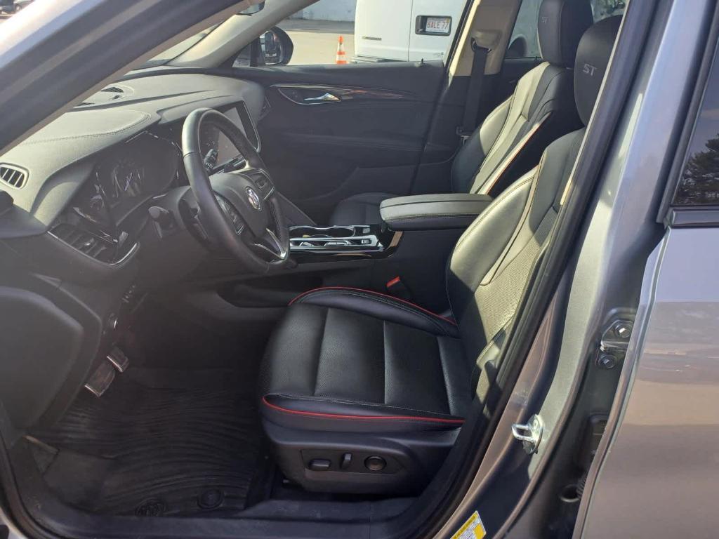 used 2022 Buick Envision car, priced at $26,924