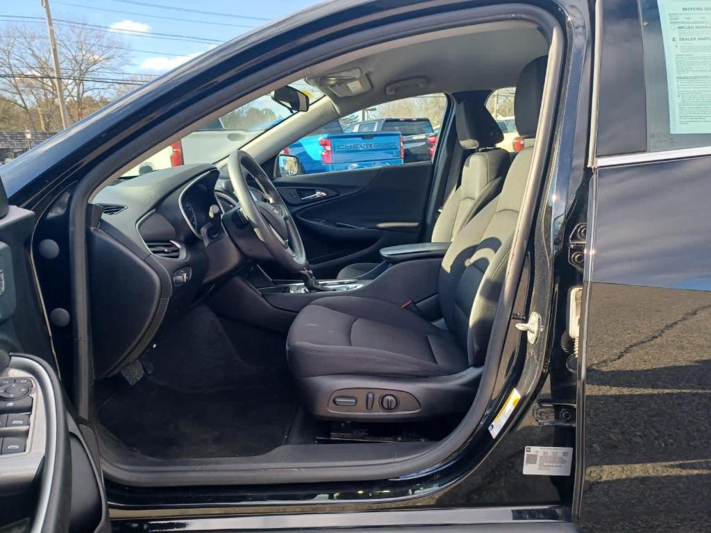 used 2022 Chevrolet Malibu car, priced at $16,999