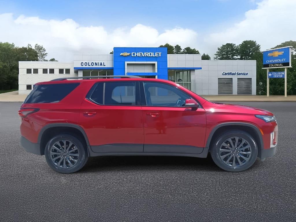 used 2023 Chevrolet Traverse car, priced at $33,499