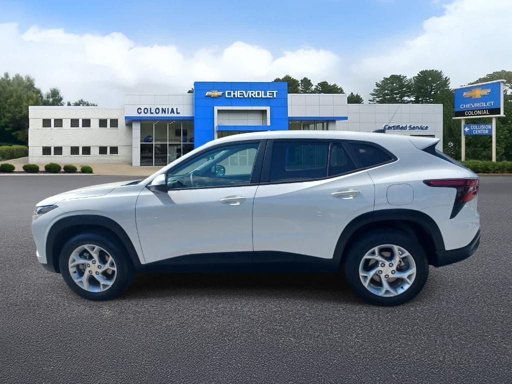 used 2024 Chevrolet Trax car, priced at $21,359
